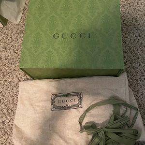 Gucci magnetic green box w duster and ribbon!
